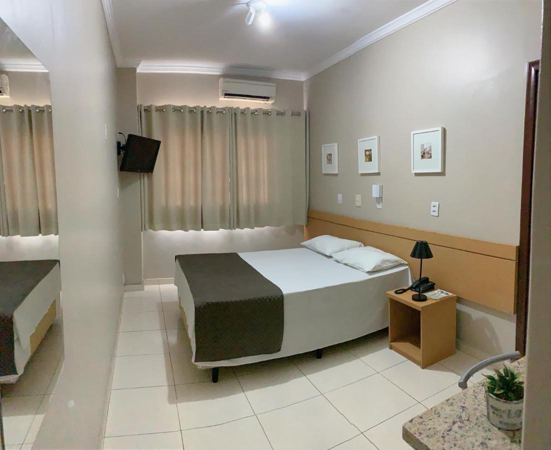 Hotel Astoria Maringa Exterior photo